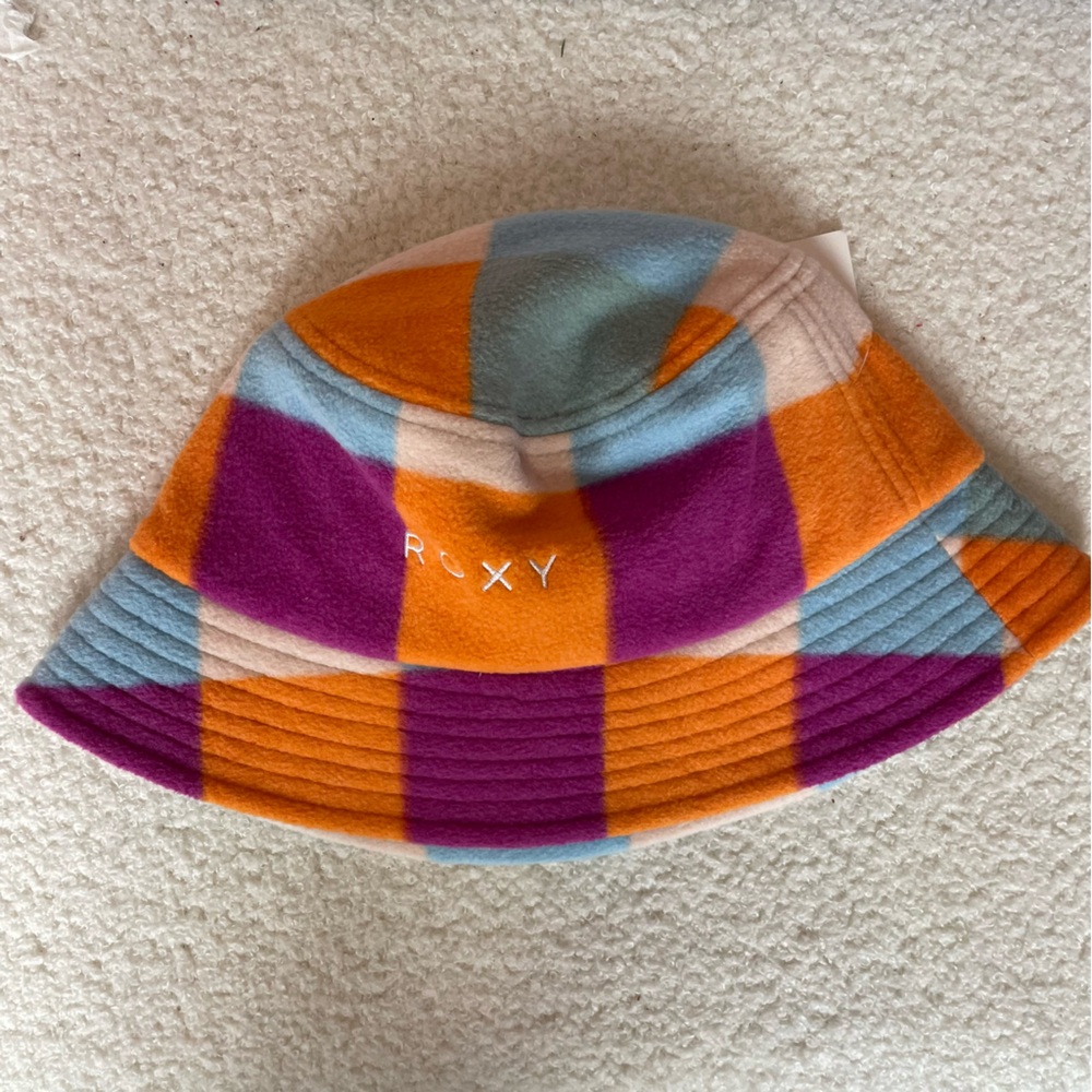 roxy fleece bucket hat